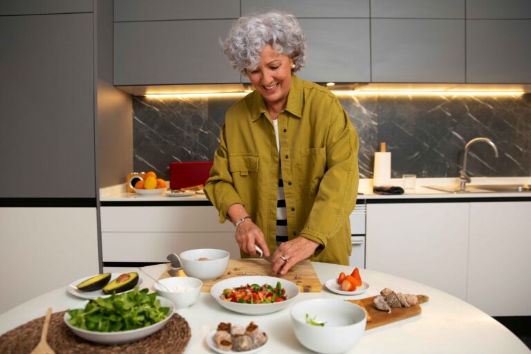 11 Low-Sodium Recipes for Seniors Managing High Blood Pressure