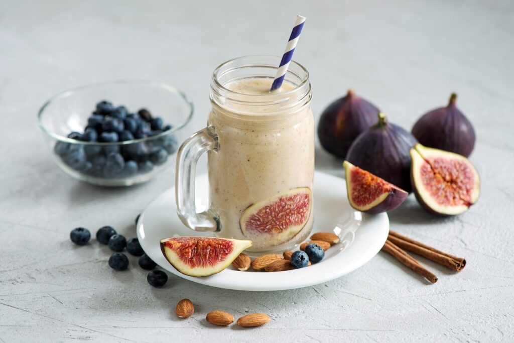 Nutrition Tool for Seniors: Discover the Health Benefits of Fruits & Nuts