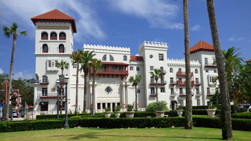 Top Florida Beach Towns for Seniors This Summer (2025 Edition) 8 St. Augustine Beach