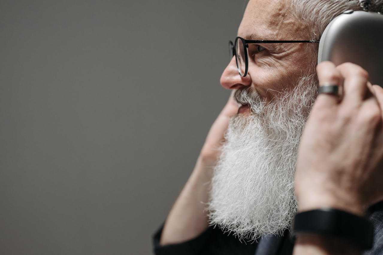 Early Signs of Cognitive Decline to Watch For - 60 And Over