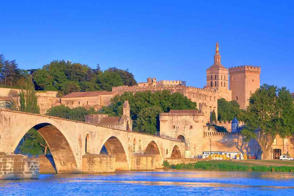 France Senior Travel and Destination Main Hub N